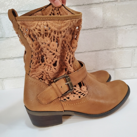 baretraps booties